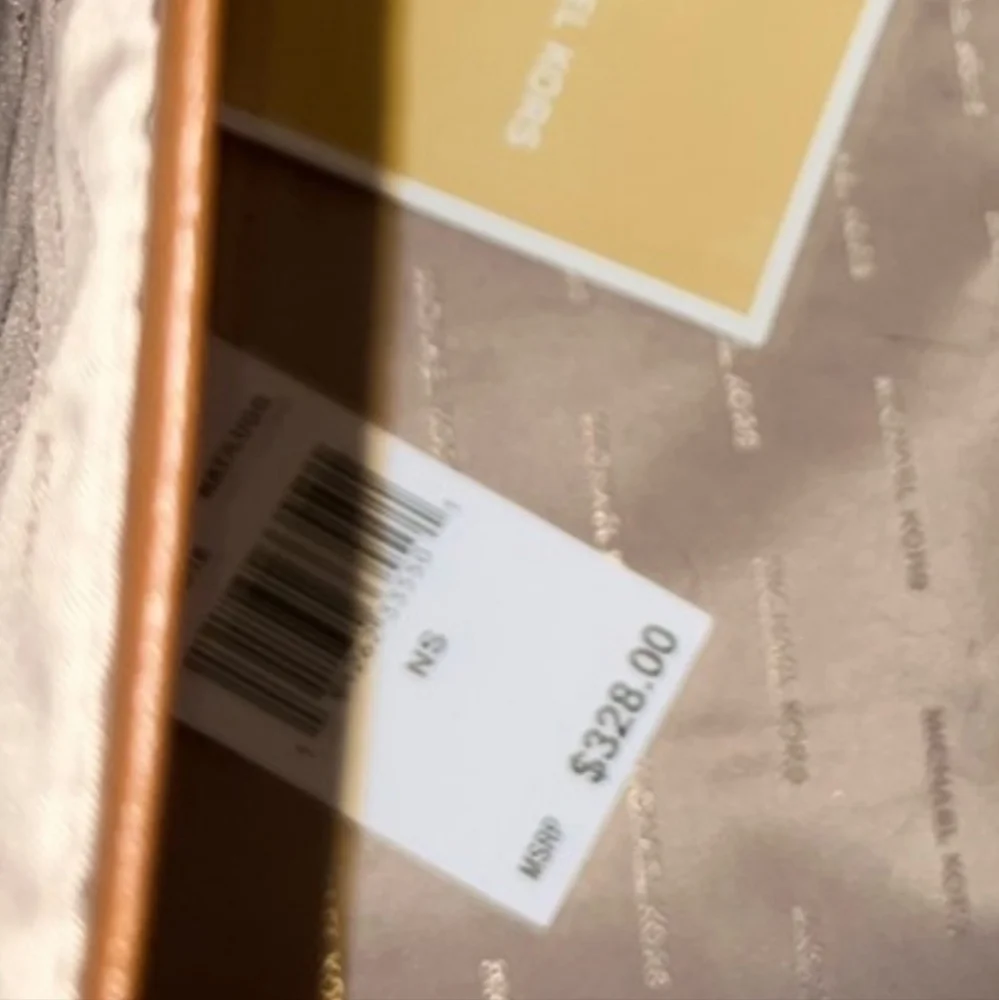 Handbag - Picture 4 of 4